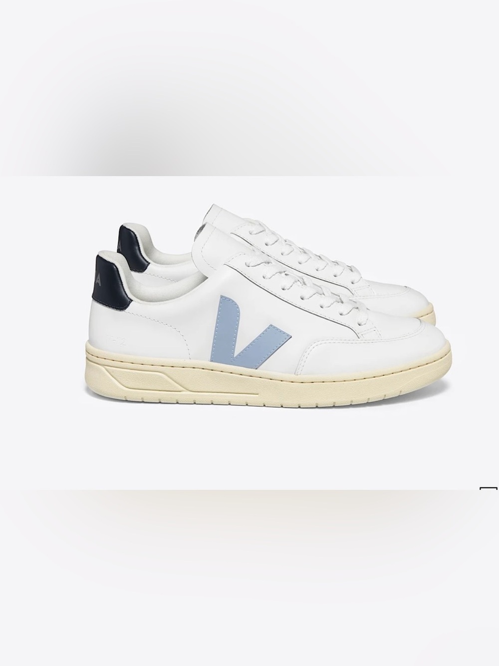Veja V-12 LEATHER WHITE STEEL NAUTICO size 10